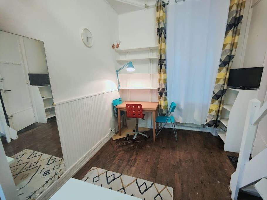 Studio Proche De La Tour Eiffel Apartment Paris Luaran gambar